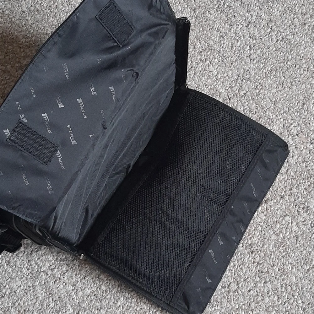 Targus Small Mini Briefcase